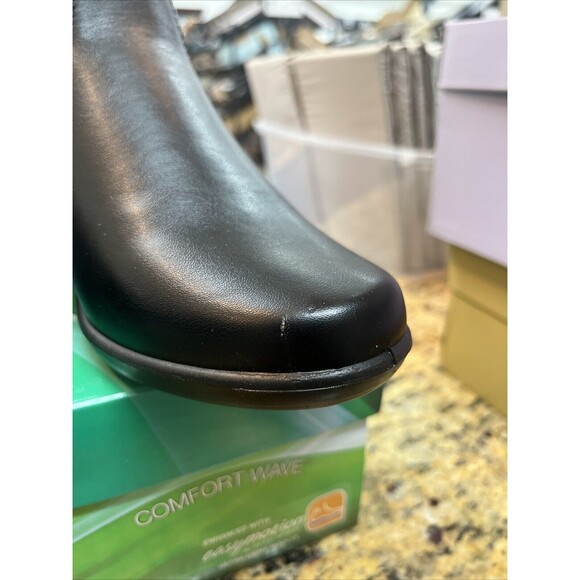 Easy Street Womens Dawnta Comfort Padded Black Ankle Bootie Travel Size 9 WW - Picture 6 of 7